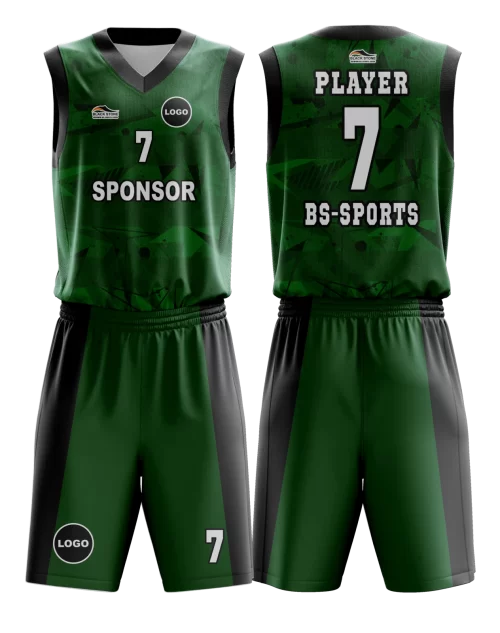 Koyu yeşil içinde siyah tonlarında farklı geometrik desenler bulunan basketbol forması ve siyah şeritli koyu yeşil basketbol şortu.